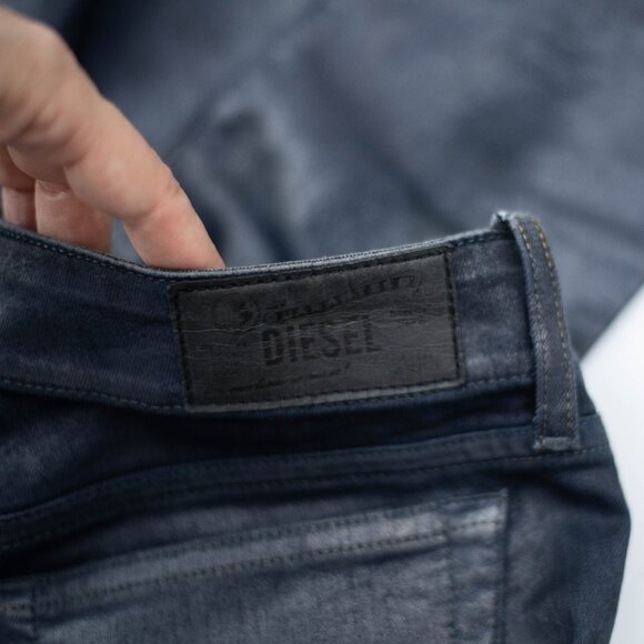 Diesel Grupee Women’s Jeans 26x32 Super Slim Skinny Low Rise Blue Coated Denim - Picture 7 of 14